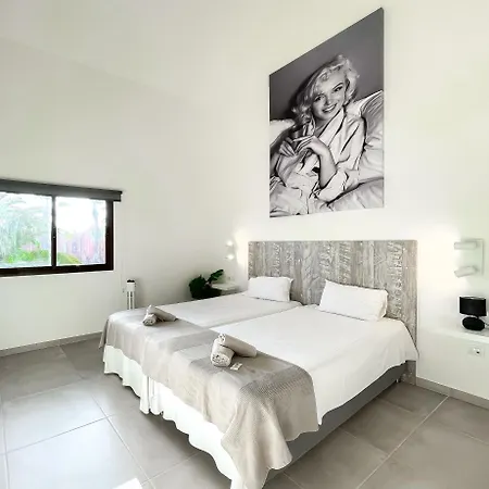 Karol By Holidays Fuerteventura * 科拉雷侯