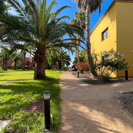 Karol By Holidays Fuerteventura * 科拉雷侯